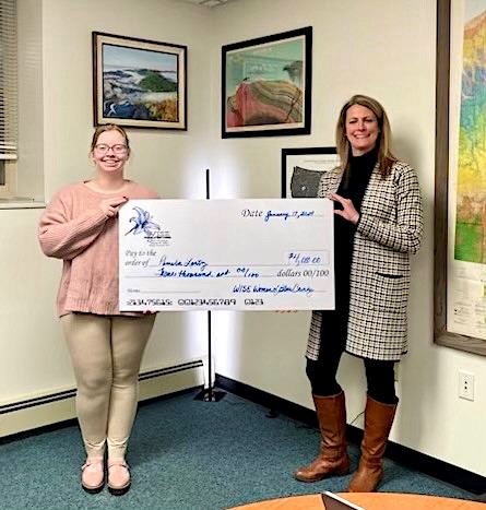 WISE Women presents two scholarships for fall term
